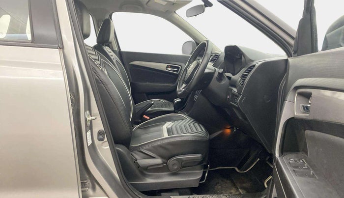 2019 Maruti Vitara Brezza ZDI PLUS AMT, Diesel, Automatic, 16,828 km, Right Side Front Door Cabin