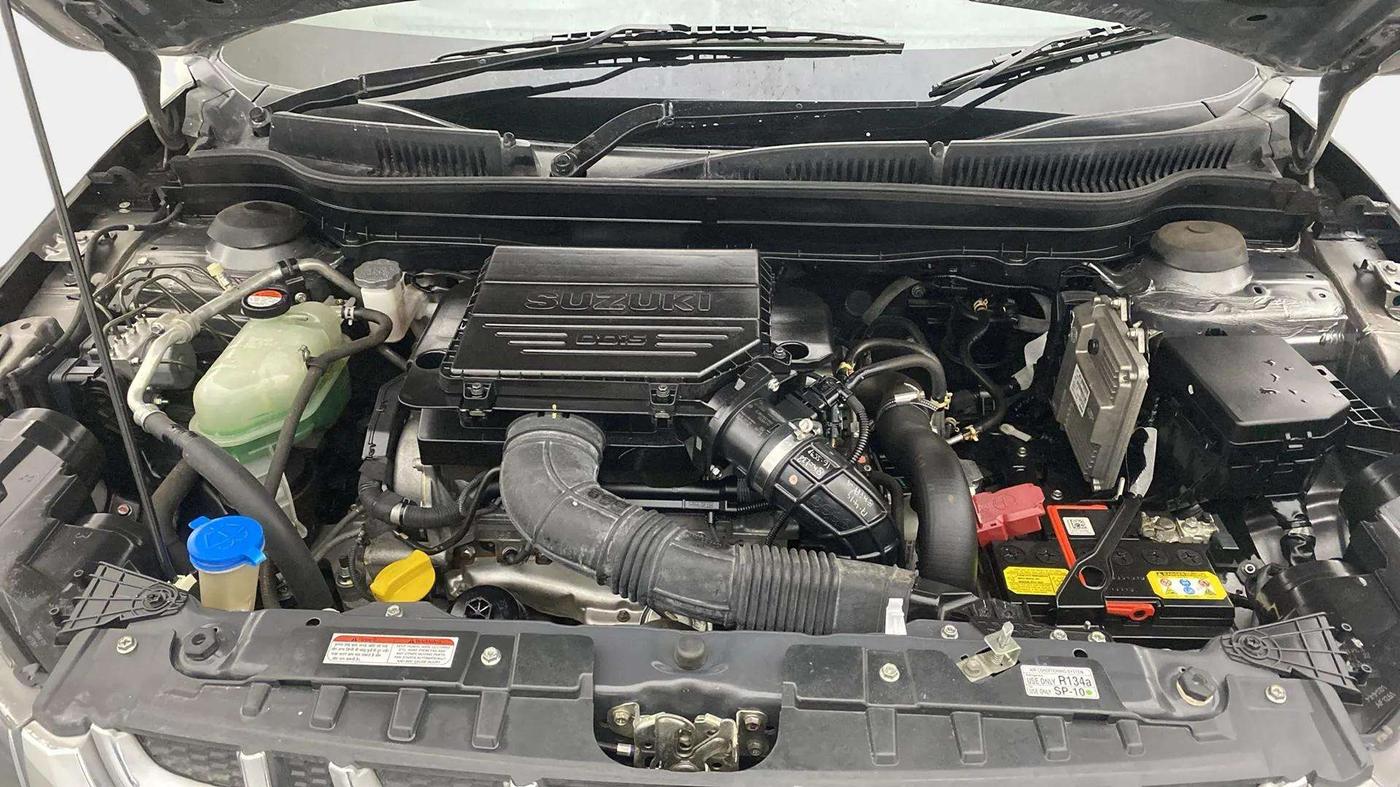2019 Maruti Vitara Brezza ZDI PLUS AMT, Diesel, Automatic, 17,368 km, Engine View