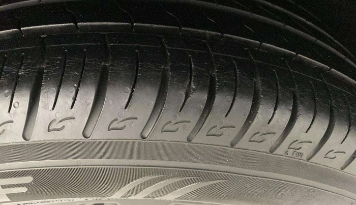 2019 Maruti Vitara Brezza ZDI PLUS AMT, Diesel, Automatic, 16,828 km, Left Rear Tyre Tread