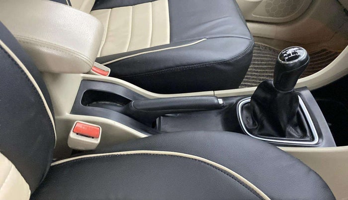 2017 Maruti Ciaz ALPHA 1.4 PETROL, Petrol, Manual, 95,543 km, Gear Lever