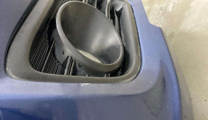 2017 Maruti Ciaz ALPHA 1.4 PETROL, Petrol, Manual, 95,543 km, Front bumper - Tow hook cover broken