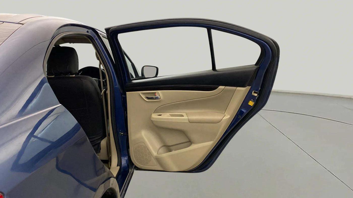 2017 Maruti Ciaz ALPHA 1.4 PETROL, Petrol, Manual, 95,609 km, RHS Rear Door
