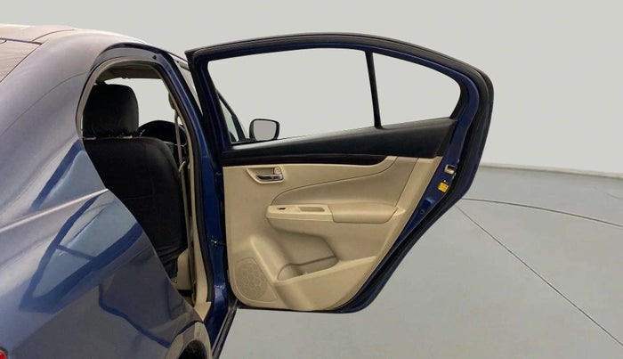 2017 Maruti Ciaz ALPHA 1.4 PETROL, Petrol, Manual, 95,543 km, RHS Rear Door