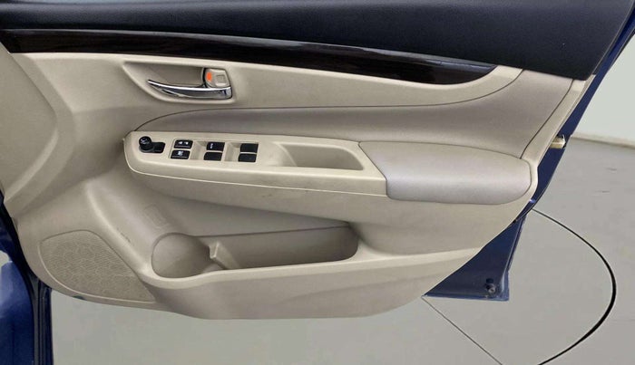 2017 Maruti Ciaz ALPHA 1.4 PETROL, Petrol, Manual, 95,543 km, Driver Side Door Panels Control