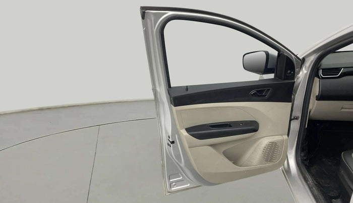 2021 Renault TRIBER RXL MT, Petrol, Manual, 35,853 km, LHS Front Door