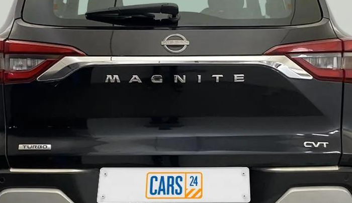 2022 Nissan MAGNITE XV PREMIUM TURBO (O) CVT, Petrol, Automatic, 18,264 km, Dicky (Boot door) - Minor scratches