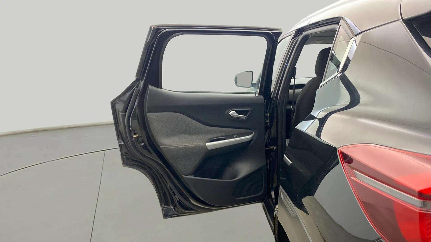 2022 Nissan MAGNITE XV PREMIUM TURBO (O) CVT, Petrol, Automatic, 18,264 km, LHS Rear Door