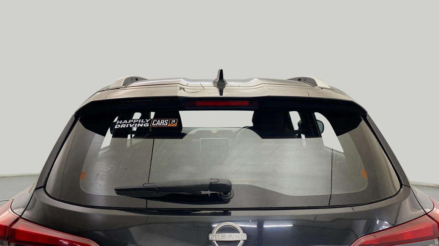 2022 Nissan MAGNITE XV PREMIUM TURBO (O) CVT, Petrol, Automatic, 18,264 km, Rear Windshield