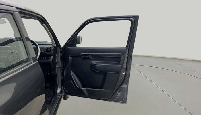2020 Maruti S PRESSO VXI, Petrol, Manual, 10,041 km, RHS Front Door