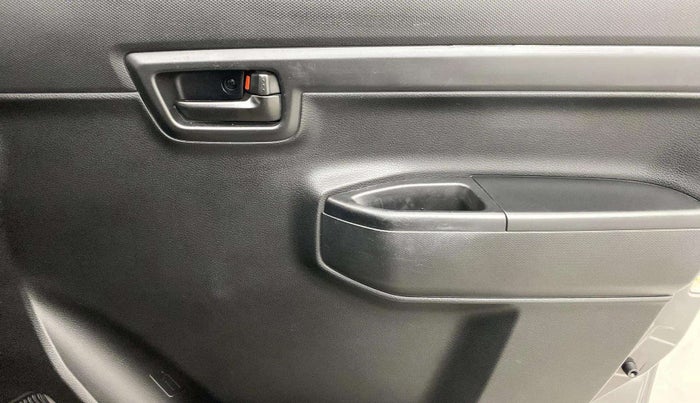 2020 Maruti S PRESSO VXI, Petrol, Manual, 10,041 km, Driver Side Door Panels Control
