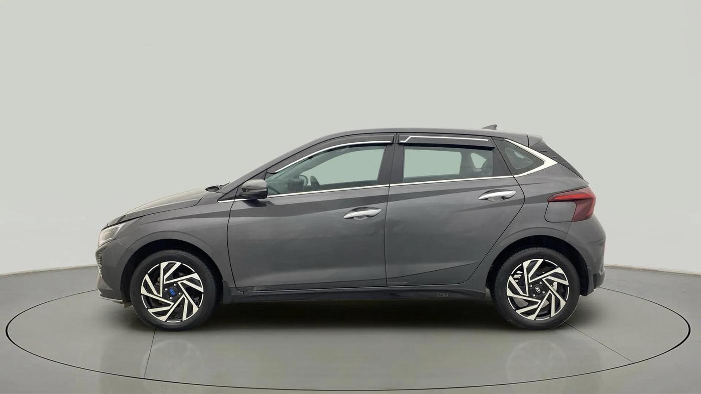 2023 Hyundai NEW I20 ASTA (O) 1.2 AT, Petrol, Automatic, 24,014 km, Left Side