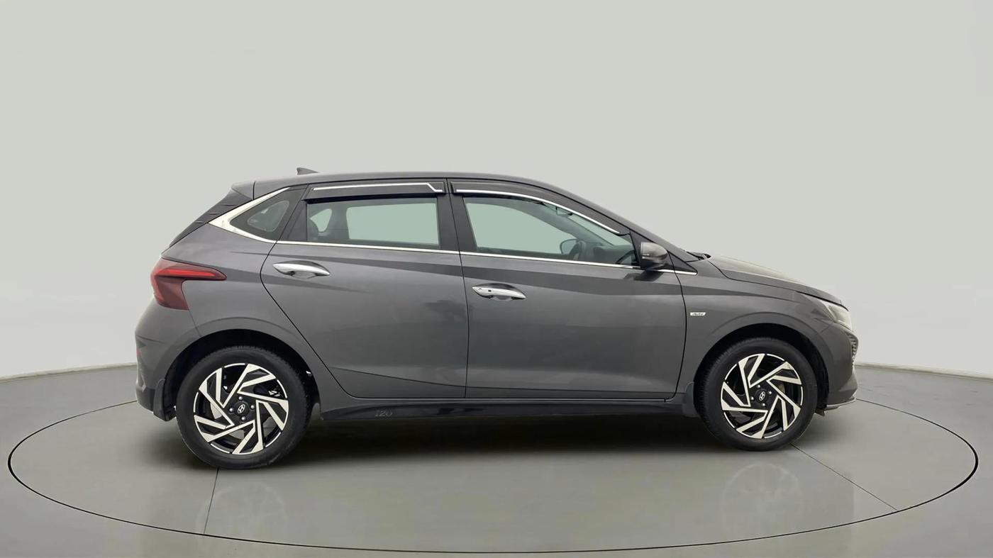 2023 Hyundai NEW I20 ASTA (O) 1.2 AT, Petrol, Automatic, 24,014 km, Right Side View