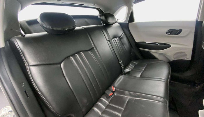 2023 Hyundai NEW I20 ASTA (O) 1.2 AT, Petrol, Automatic, 23,918 km, Right Side Rear Door Cabin