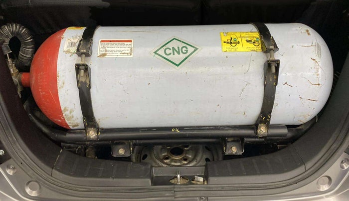 2017 Maruti Wagon R 1.0 LXI CNG, CNG, Manual, 83,075 km, Boot Inside