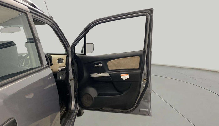 2017 Maruti Wagon R 1.0 LXI CNG, CNG, Manual, 83,075 km, RHS Front Door