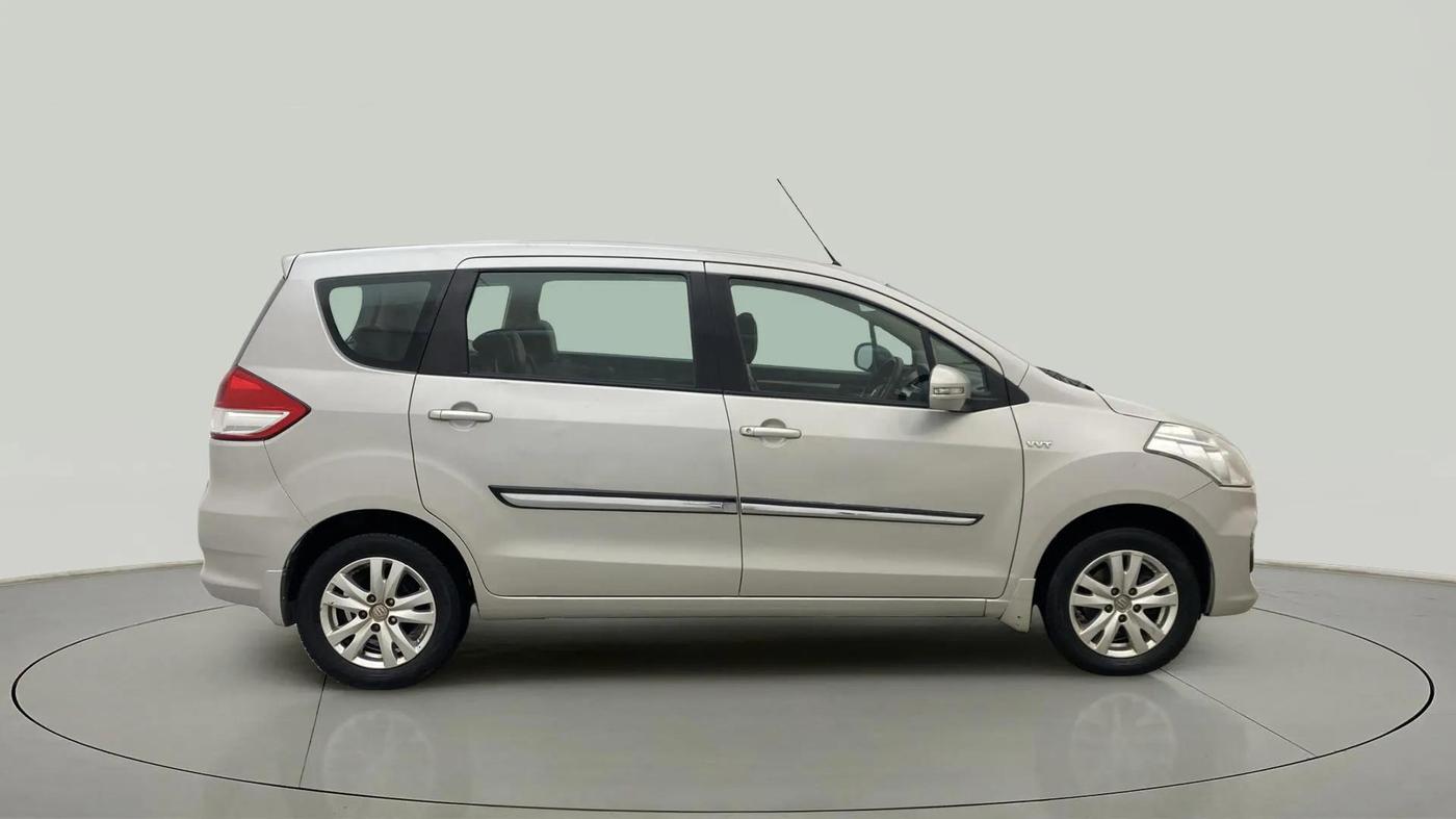 2017 Maruti Ertiga VXI, Petrol, Manual, 76,469 km, Right Side View