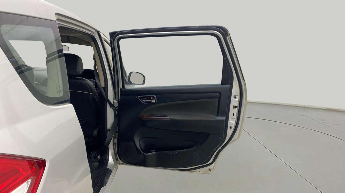 2017 Maruti Ertiga VXI, Petrol, Manual, 76,469 km, RHS Rear Door