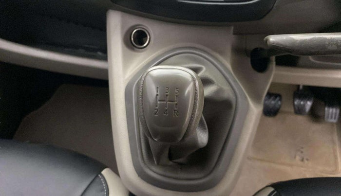 2016 Datsun Go A, Petrol, Manual, 41,418 km, Gear Lever