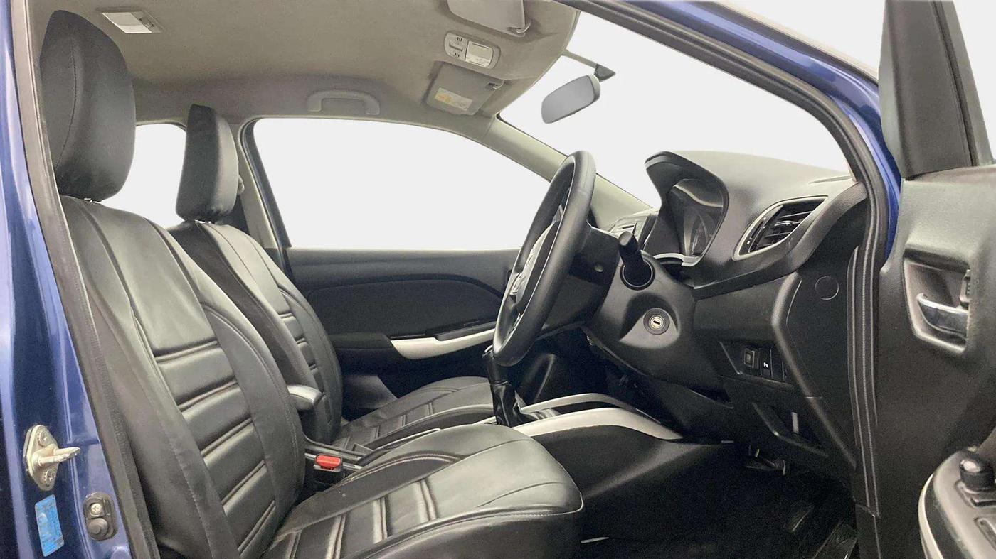 2018 Maruti Baleno DELTA PETROL 1.2, CNG, Manual, 97,045 km, Right Side Front Door Cabin