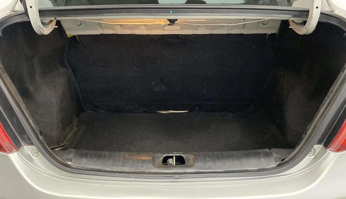 2014 Maruti Swift Dzire ZXI, Petrol, Manual, 69,734 km, Boot Inside
