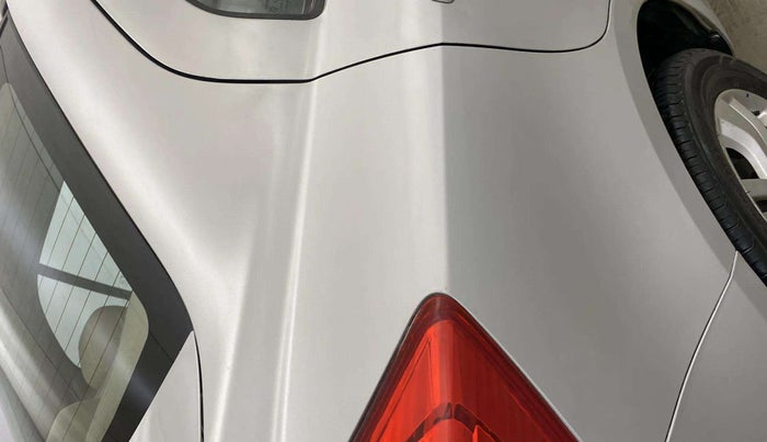 2014 Maruti Swift Dzire ZXI, Petrol, Manual, 69,734 km, Right quarter panel - Minor scratches