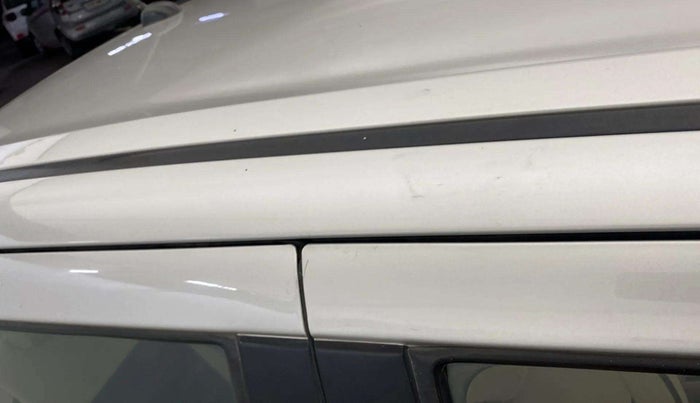 2014 Maruti Swift Dzire ZXI, Petrol, Manual, 69,734 km, Right B pillar - Slightly rusted