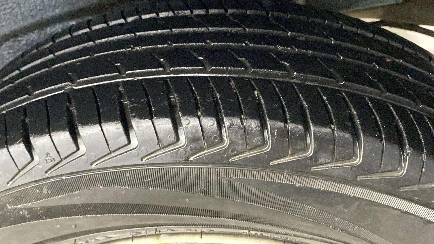 2021 Maruti New Wagon-R LXI CNG (O) 1.0, CNG, Manual, 72,522 km, Left Rear Tyre Tread