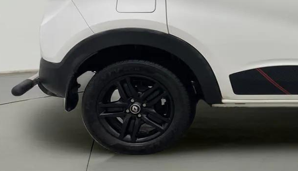 2022 Renault TRIBER RXZ AMT DUAL TONE, Petrol, Automatic, 19,933 km, Right Rear Wheel