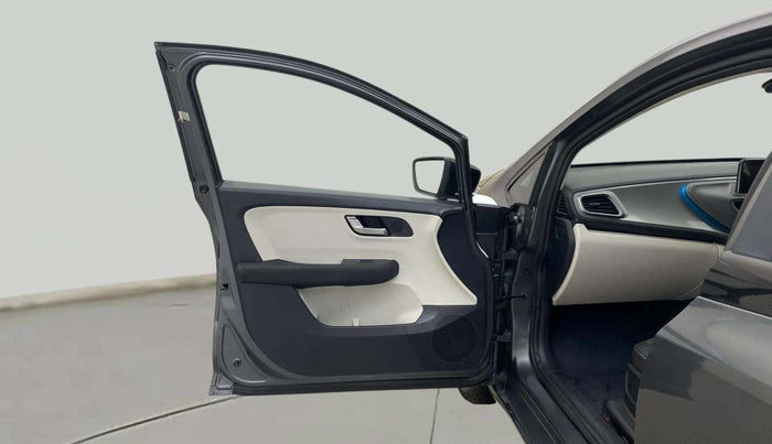 2022 Tata ALTROZ XZ PLUS I-TURBO PETROL, Petrol, Manual, 44,622 km, LHS Front Door