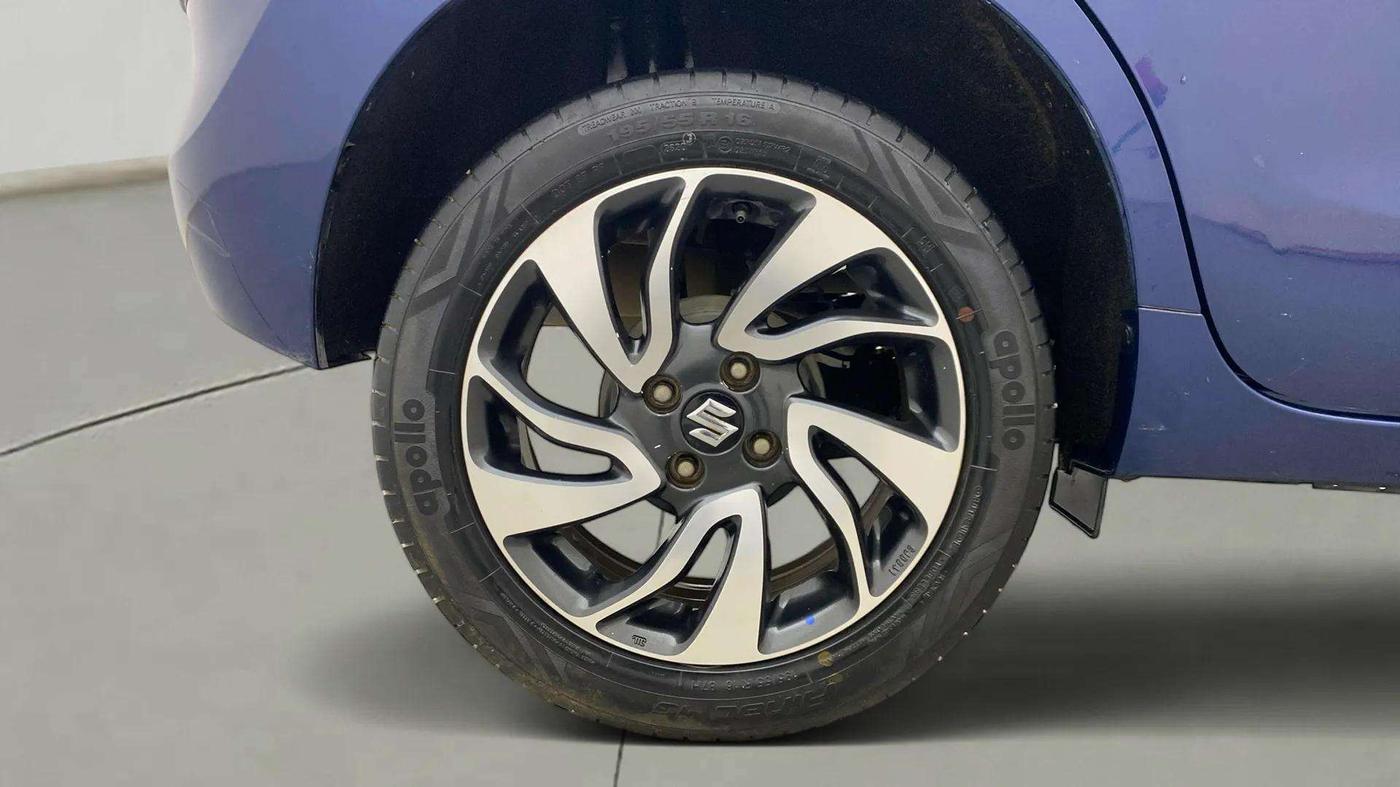 2020 Maruti Baleno ZETA PETROL 1.2, Petrol, Manual, 25,656 km, Right Rear Wheel