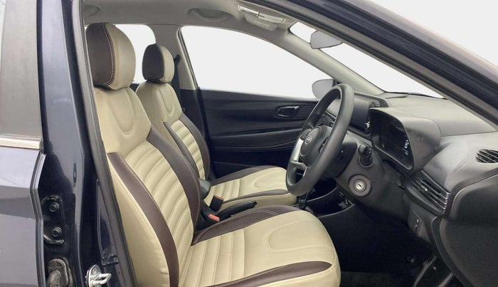 2023 Hyundai NEW I20 Sportz 1.2 IVT, Petrol, Automatic, 11,759 km, Right Side Front Door Cabin