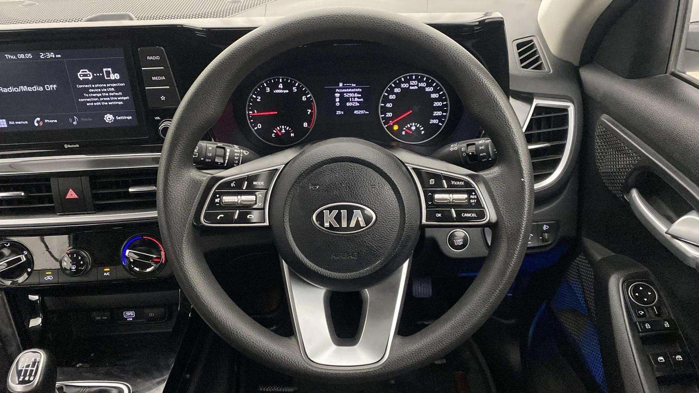 2021 KIA SELTOS HTK PLUS 1.5, Petrol, Manual, 45,352 km, Steering Wheel Close Up
