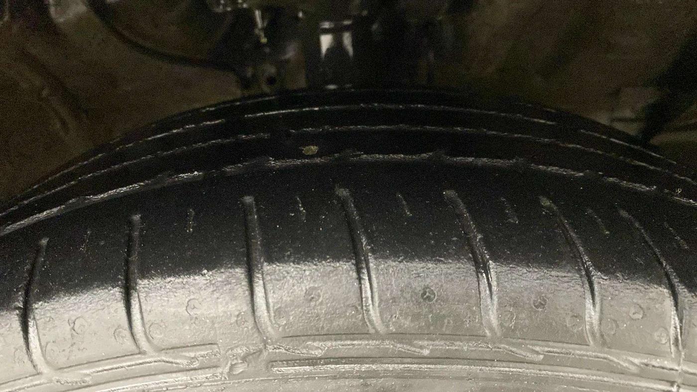 2021 KIA SELTOS HTK PLUS 1.5, Petrol, Manual, 45,352 km, Right Front Tyre Tread