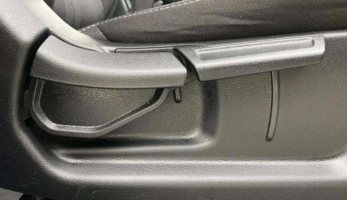 2018 Hyundai Creta SX (O) 1.6 PETROL, Petrol, Manual, 44,641 km, Driver Side Adjustment Panel