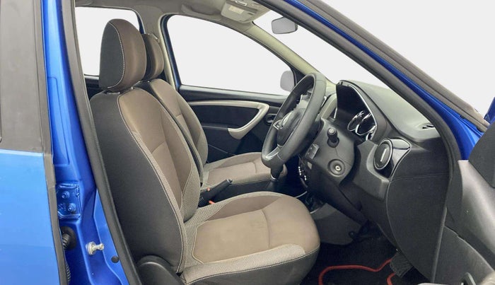 2019 Renault Duster RXS OPT CVT, Petrol, Automatic, 43,859 km, Right Side Front Door Cabin
