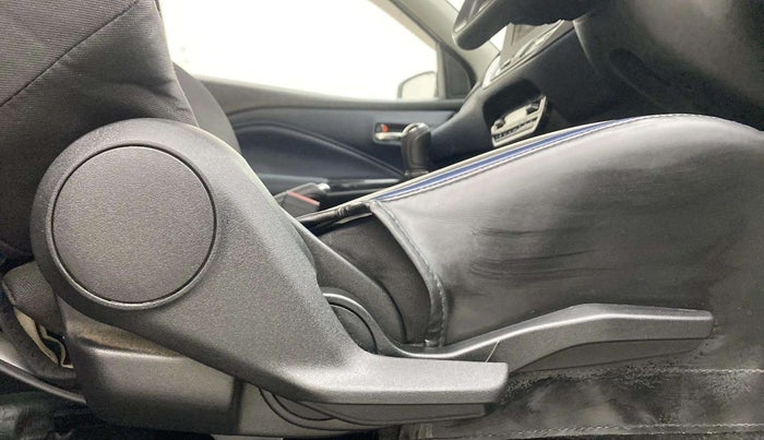 2022 Maruti Baleno ZETA PETROL 1.2, Petrol, Manual, 22,041 km, Driver Side Adjustment Panel