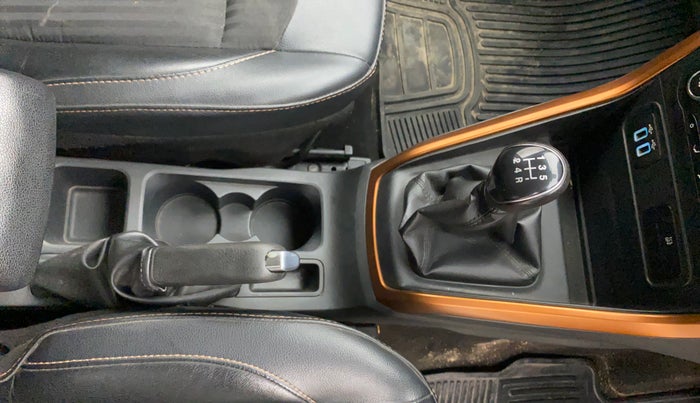 2019 Ford Ecosport TITANIUM 1.5L SPORTS(SUNROOF) DIESEL, Diesel, Manual, 1,43,832 km, Gear Lever