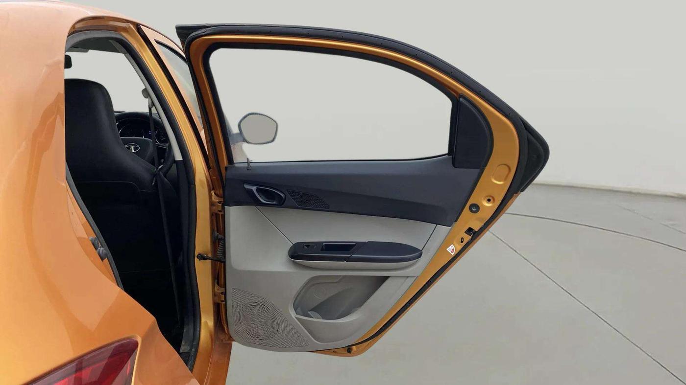 2018 Tata Tiago XTA PETROL, Petrol, Automatic, 51,661 km, RHS Rear Door