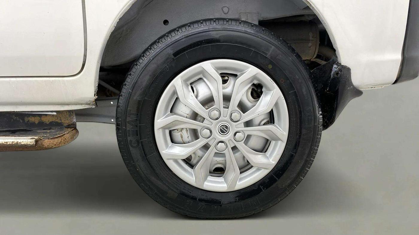 2018 Maruti Eeco 5 STR WITH A/C+HTR, CNG, Manual, 38,705 km, Left Rear Wheel