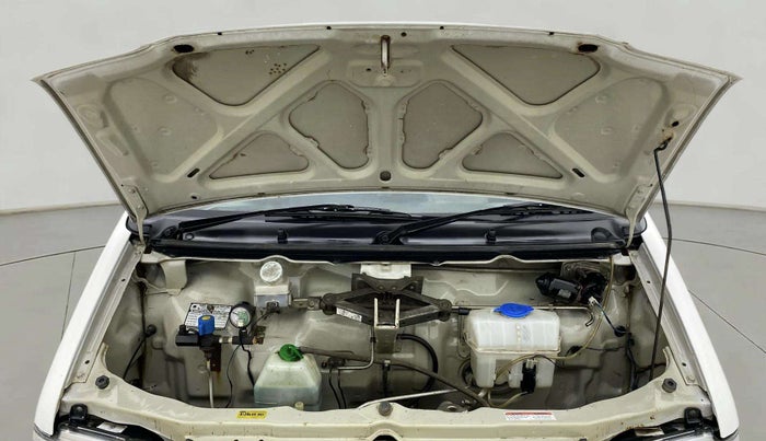 2018 Maruti Eeco 5 STR WITH A/C+HTR, CNG, Manual, 38,705 km, Open Bonet