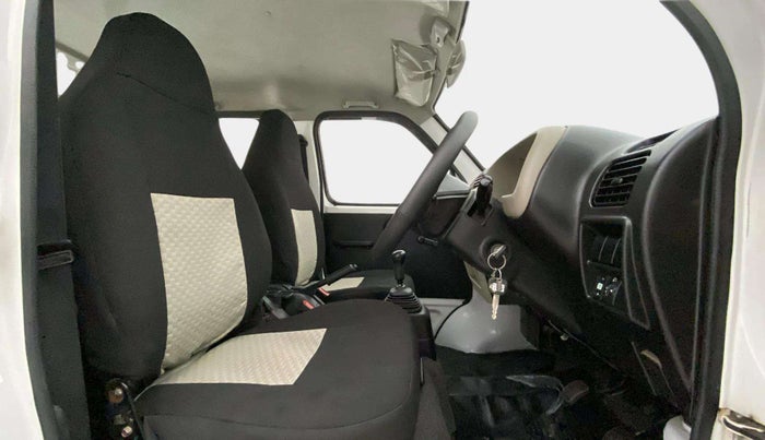 2018 Maruti Eeco 5 STR WITH A/C+HTR, CNG, Manual, 38,705 km, Right Side Front Door Cabin
