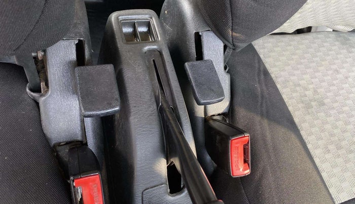 2018 Maruti Eeco 5 STR WITH A/C+HTR, CNG, Manual, 38,705 km, Driver Side Door Panels Control