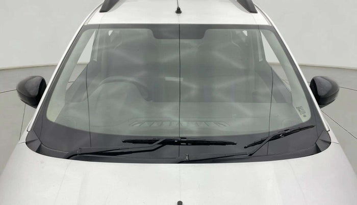 2022 Renault TRIBER RXT, Petrol, Manual, 70,568 km, Front Windshield