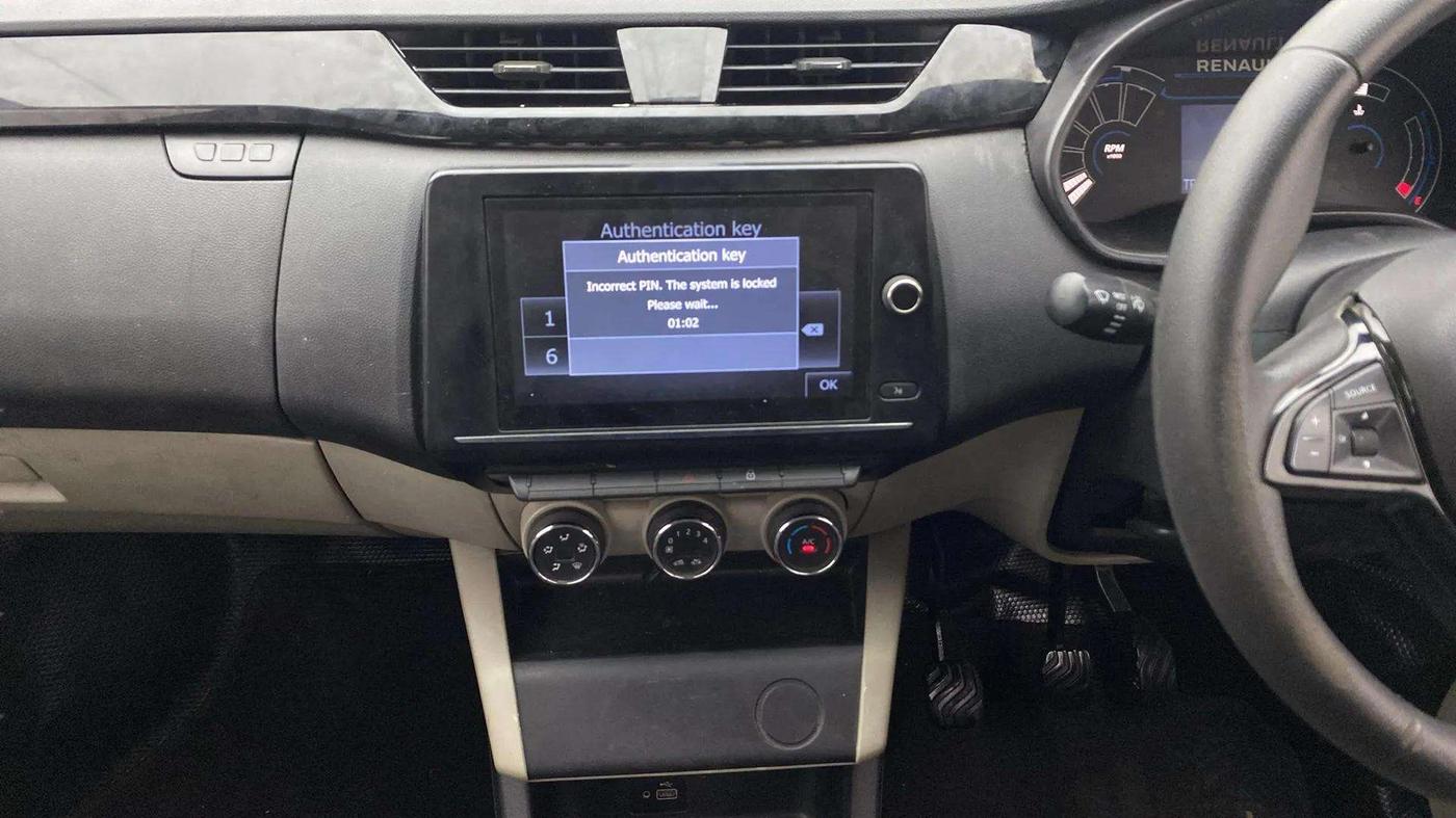 2022 Renault TRIBER RXT, Petrol, Manual, 70,585 km, Air Conditioner