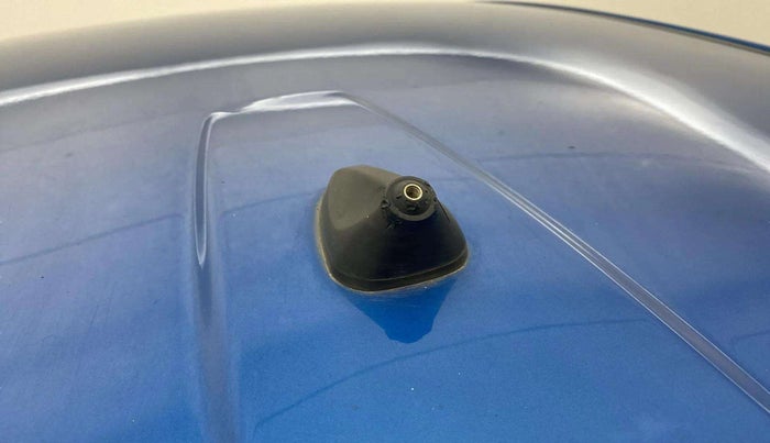 2019 Tata NEXON XM PETROL, CNG, Manual, 41,842 km, Roof - Antenna Broken