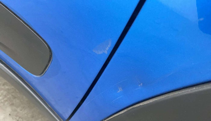 2019 Tata NEXON XM PETROL, CNG, Manual, 41,842 km, Right fender - Slightly dented