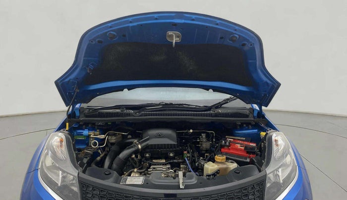 2019 Tata NEXON XM PETROL, CNG, Manual, 41,842 km, Open Bonet