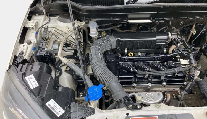 2021 Maruti Vitara Brezza LXI, Petrol, Manual, 63,563 km, Engine View - Right