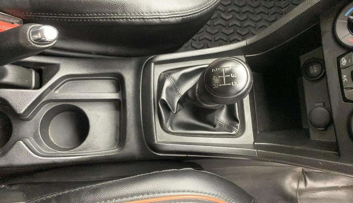 2021 Maruti Vitara Brezza LXI, Petrol, Manual, 63,563 km, Gear Lever