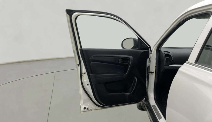 2021 Maruti Vitara Brezza LXI, Petrol, Manual, 63,563 km, LHS Front Door